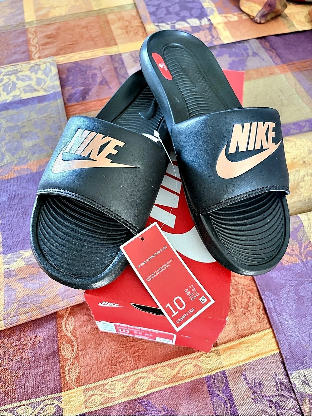 Nike Victori One Women’s Slide Sandals Black & Pink US 10 NWT